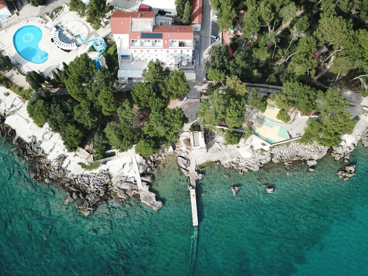 Sesar Apartments Krk - No. 1 Iva Krk Town Exteriér fotografie